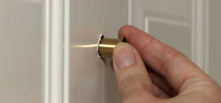 peephole door repair in Orlando